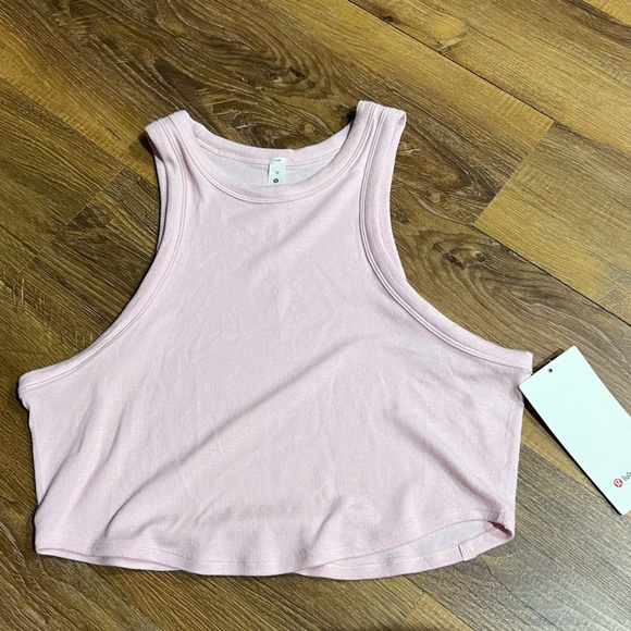 Lululemon Hold tight crop tank size 12 in pink - Picture 5 of 8